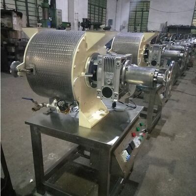 خرید Speed 0-30RPM Chocolate Refining Machine Featuring Temperature Range 0-100C Suitable for Chocolate Production Facilities online manufacture